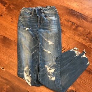 American Eagle destroyed skinny jeans